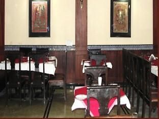 Saket Hotel Allahabad Ngoại thất bức ảnh